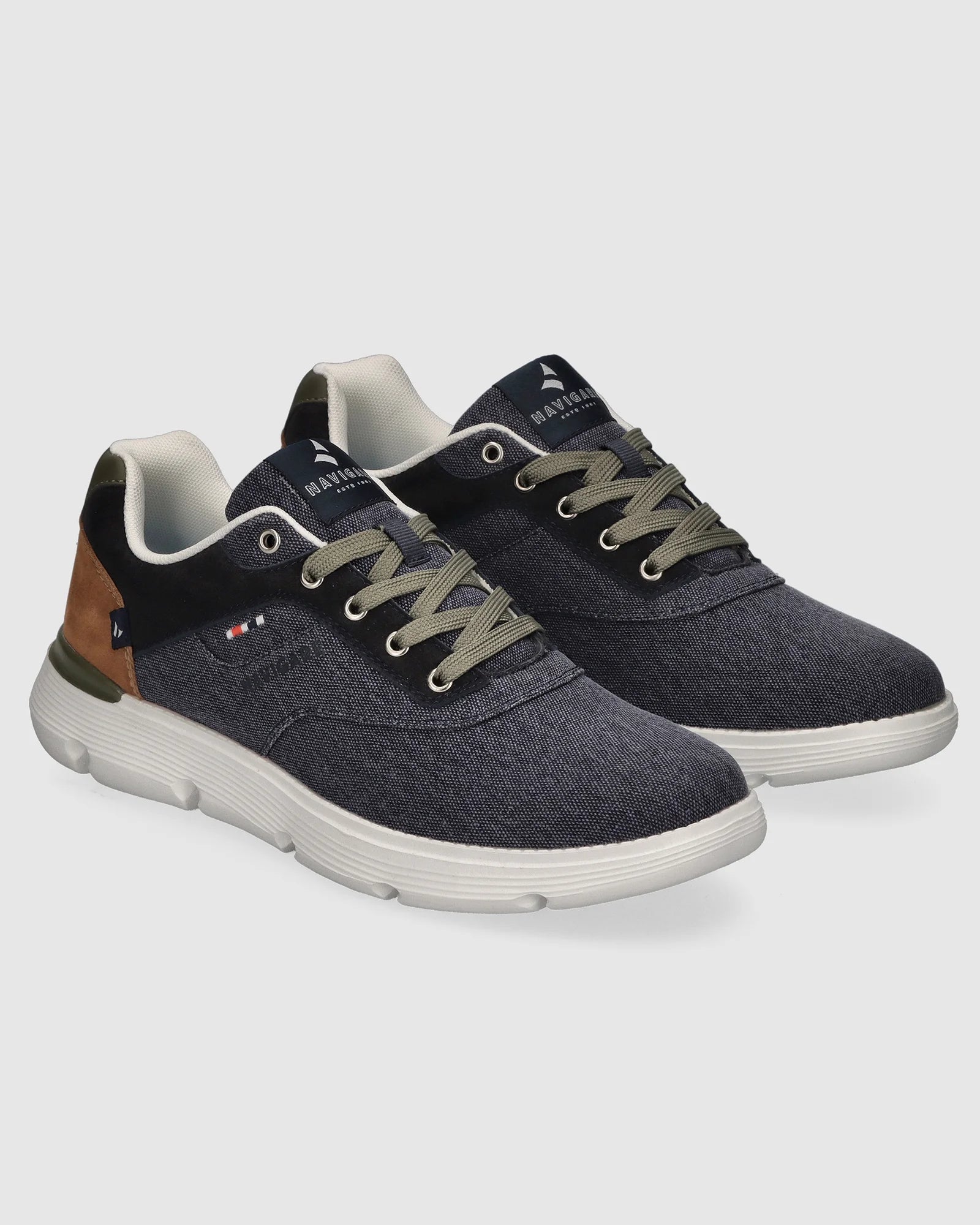 Canvas Casual Sneakers - Navy Navigare